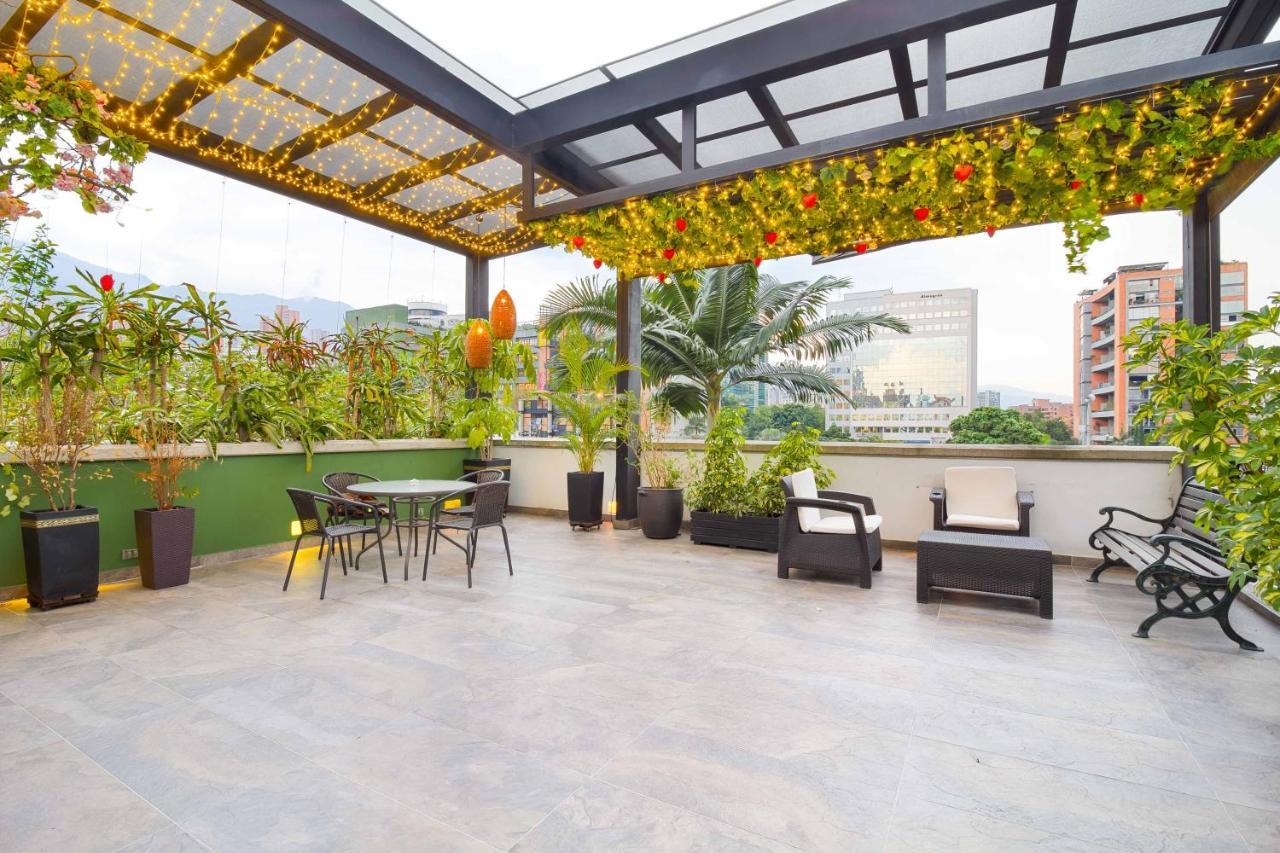 Camelot Apartahotel Medellín Exterior foto